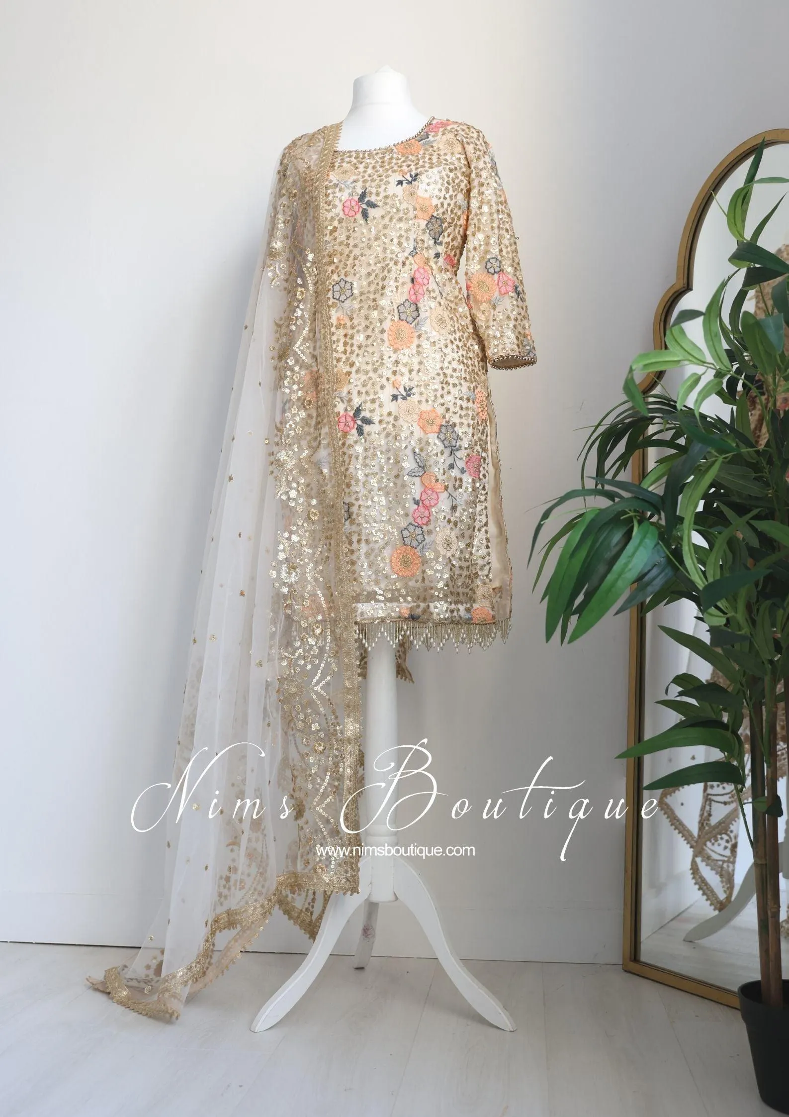 Bella Luxury Cream Floral Embroidered Suit with Pajami and sleeves(sizes 14-18)