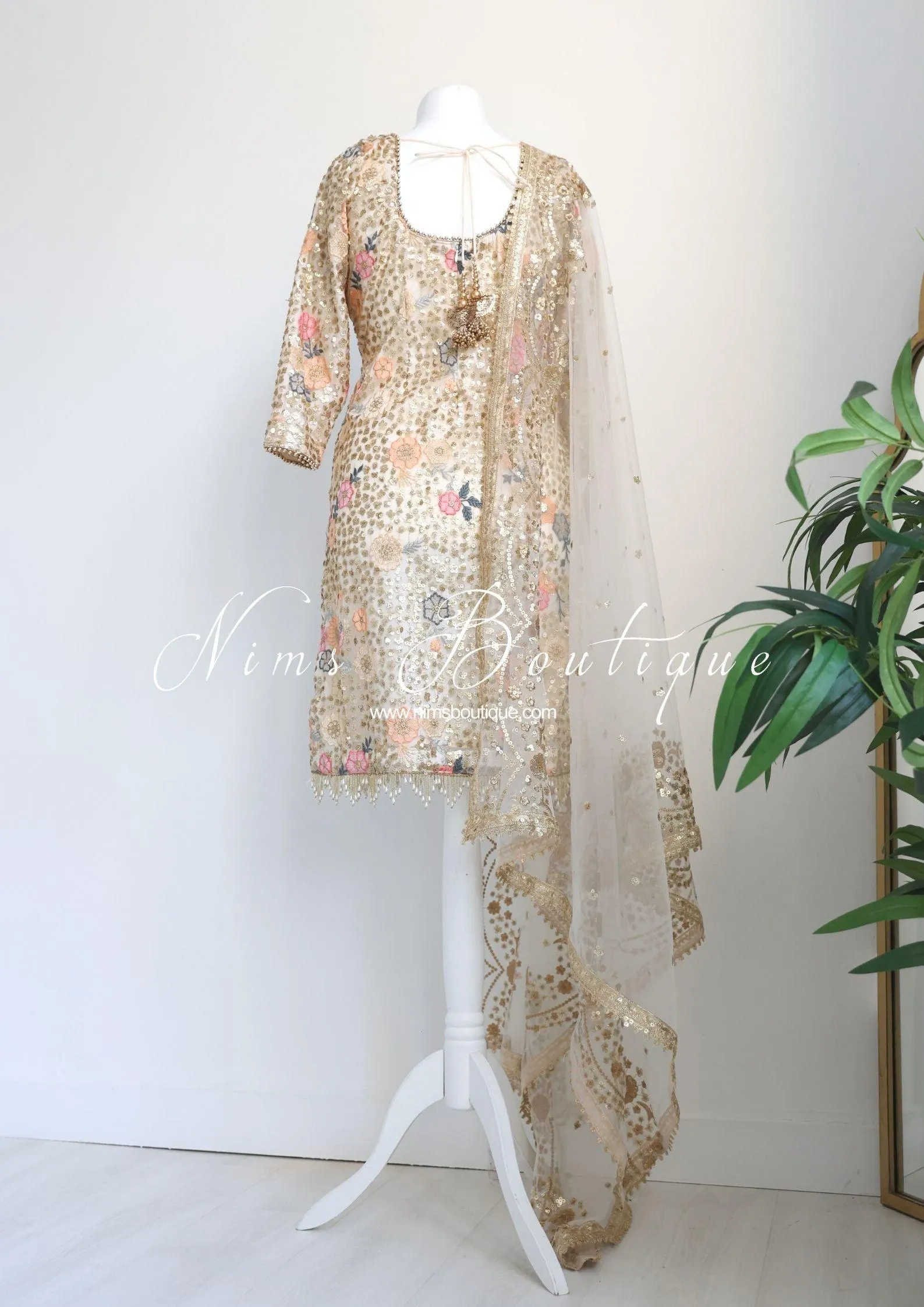 Bella Luxury Cream Floral Embroidered Suit with Pajami and sleeves(sizes 14-18)