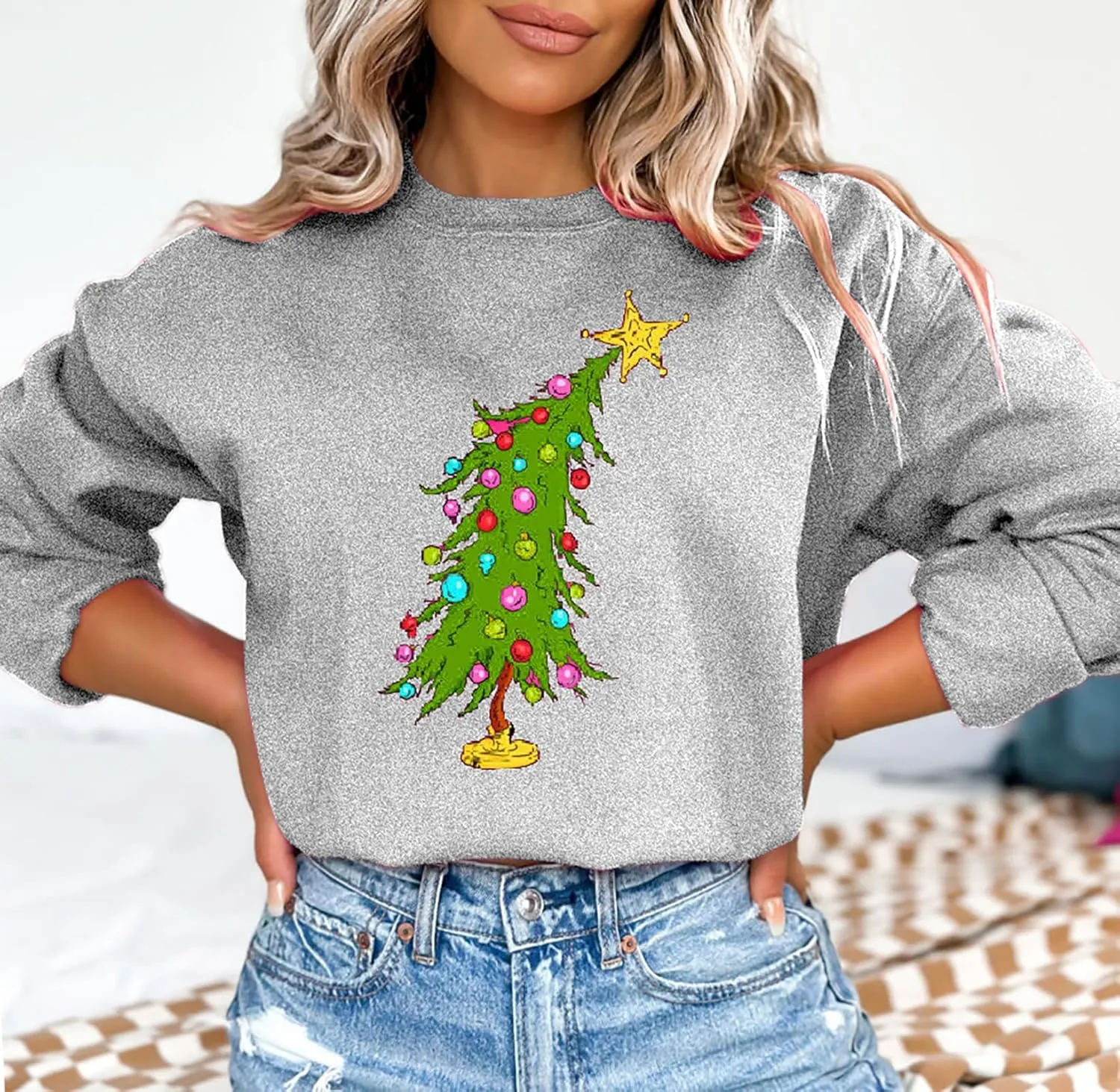 Christmas Tree Sweatshirt: Women's Christmas Graphic Crewneck Tee