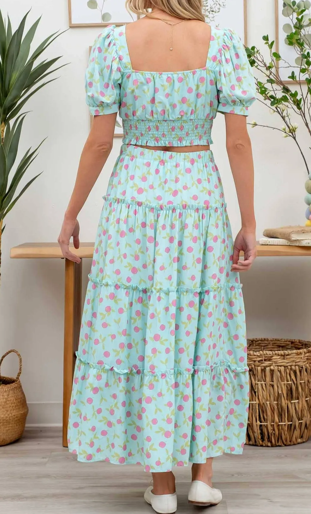 FRUIT PRINT TIERED MIDI SKIRT