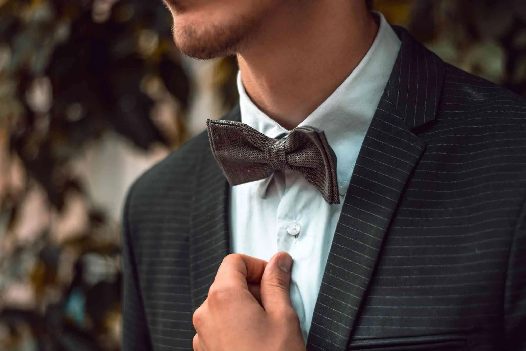 Linen Sage green bow tie