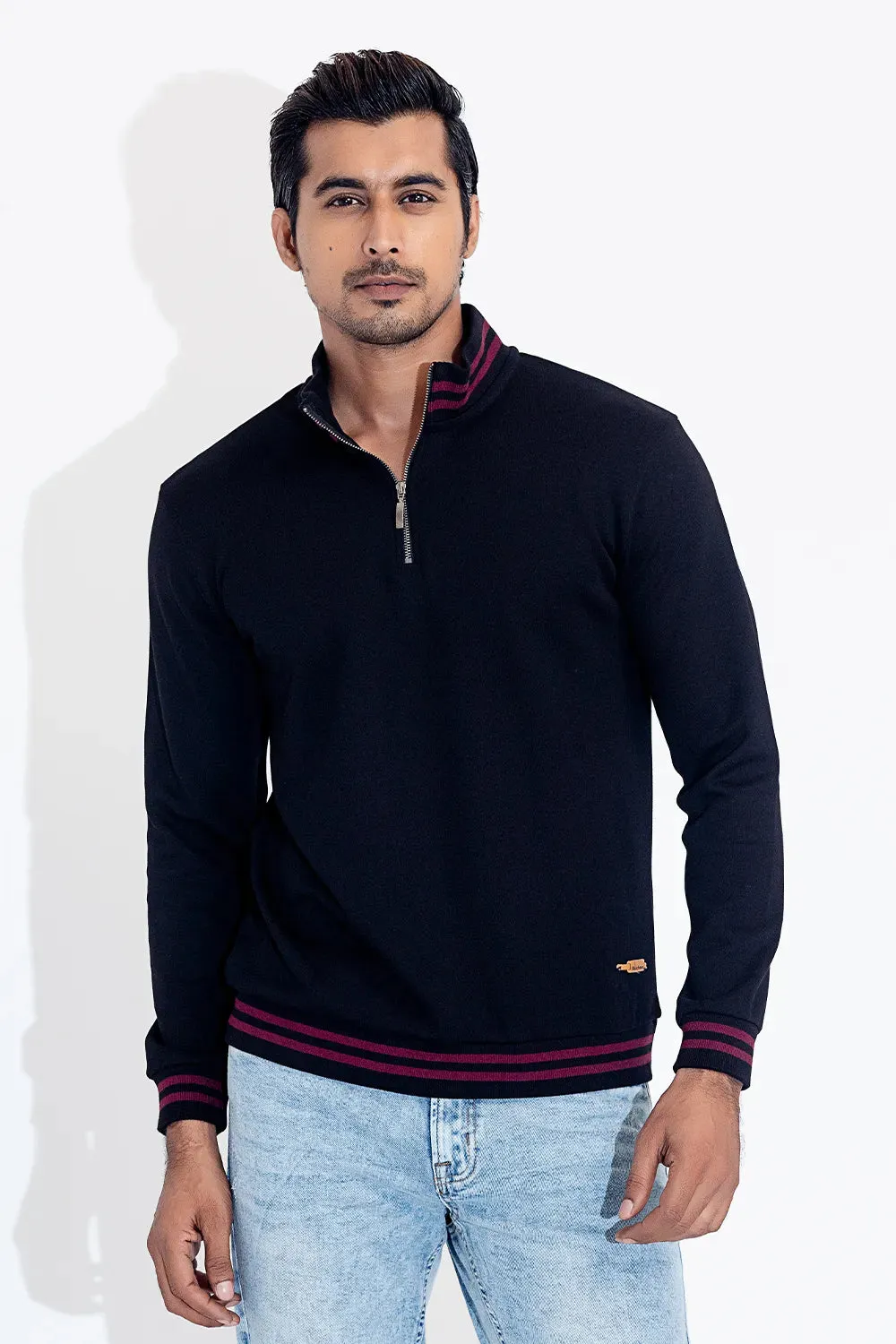 Short Zipper Sweatshirt