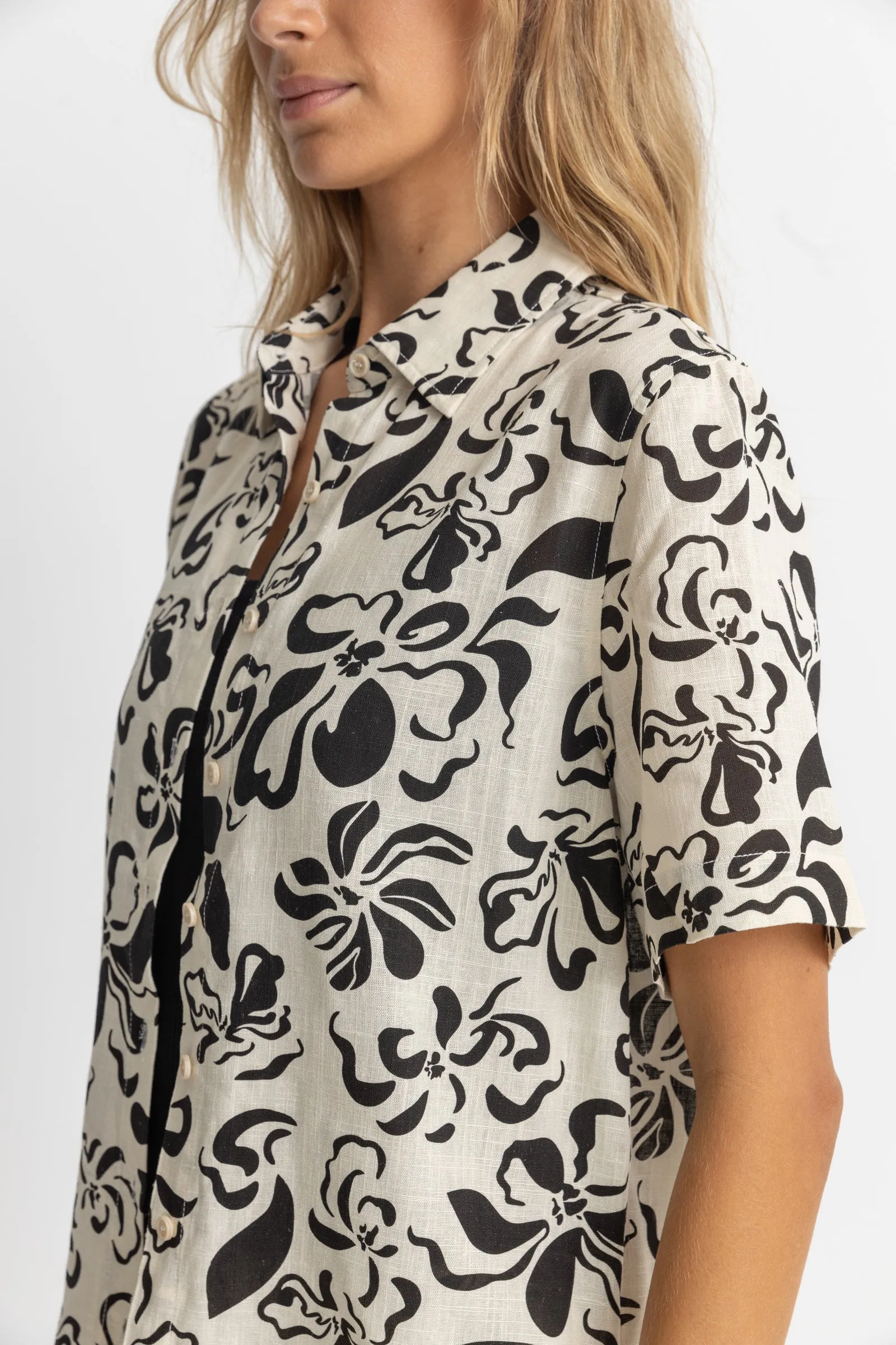 SUNDANCE FLORAL SHORT SLEEVE SHIRT (NAT)