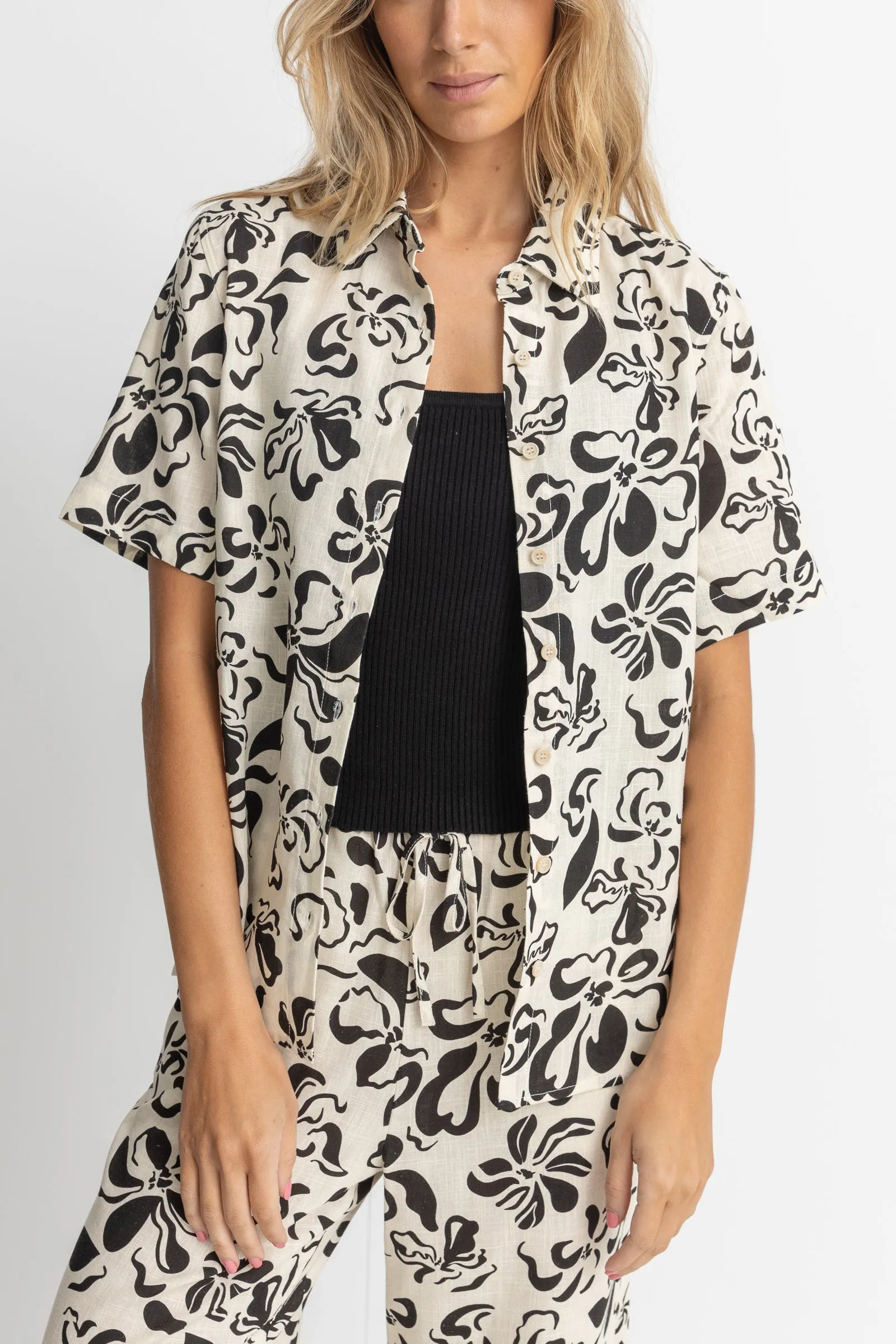 SUNDANCE FLORAL SHORT SLEEVE SHIRT (NAT)